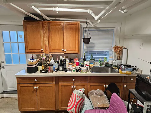 703-705 Washington St #B Photo 1 703-705 Washington St #B Photo 1