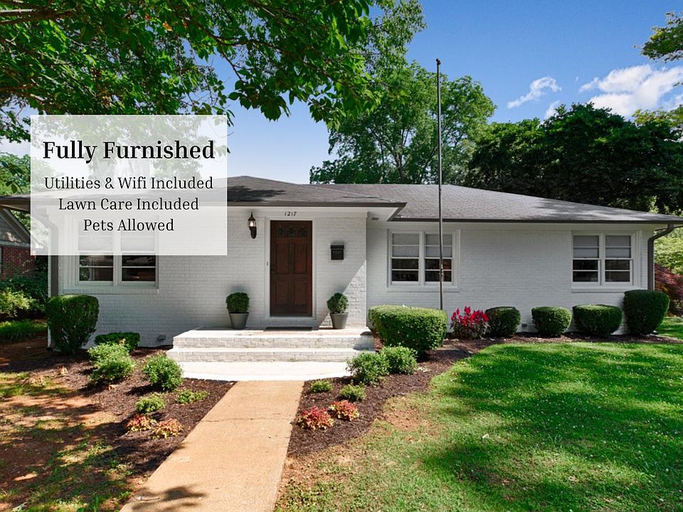 Fully furnished 3 bedroom/2 bathroom home available