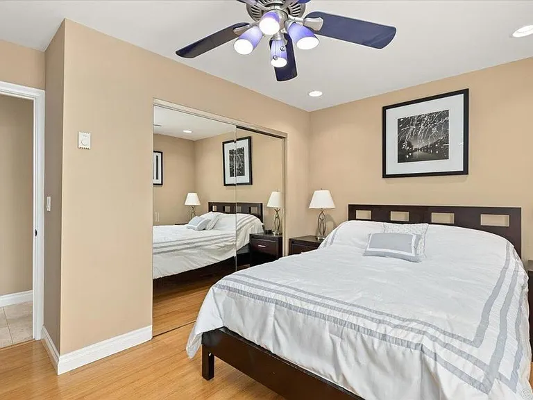 935 Genter St #207 — Photo 12
