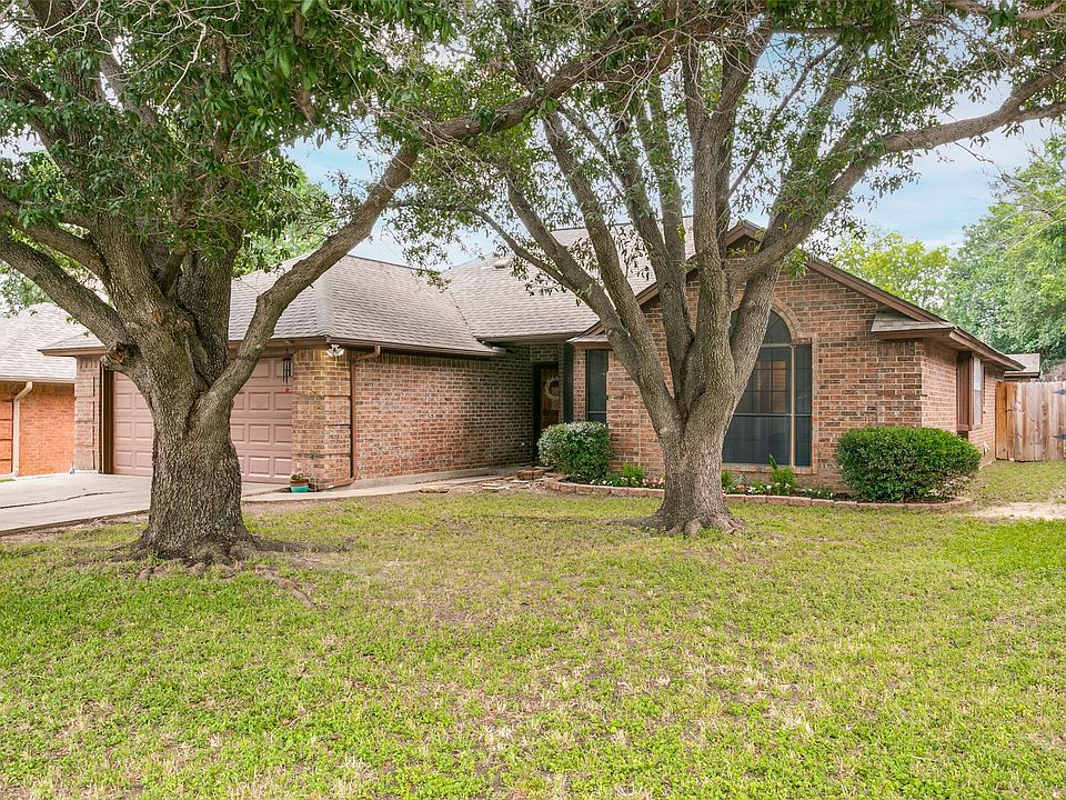 1st image of 7517 Dana Ln