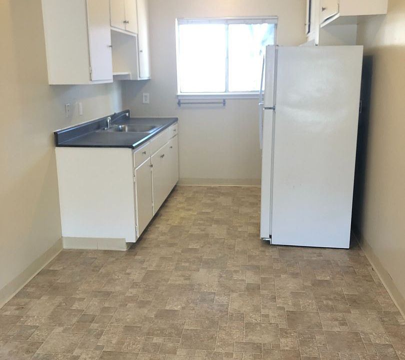 1st image of 238 Erie Way #8