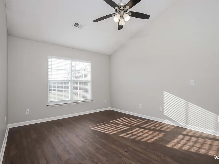 642 Pecan Ridge Cir — Photo 13