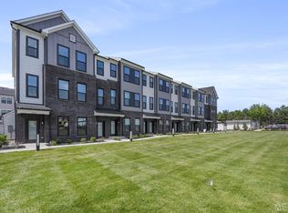 1404 Sadie Cir, New Brunswick, NJ 08901