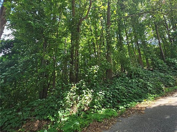 3rd image of 0 Beechwood Rd