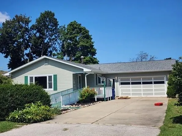 2394 Plainview Dr, Saginaw, MI 48603