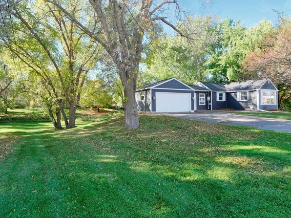 575 Hamel Rd, Hamel, MN 55340