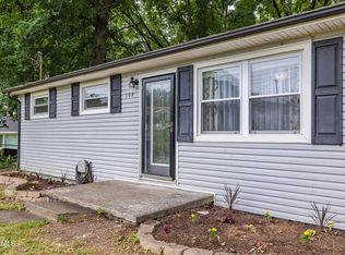 102 Wayne Pl, Oak Ridge, TN 37830