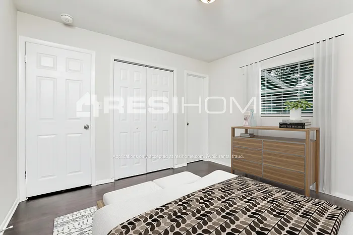 1407 Sunridge Rd — Photo 9