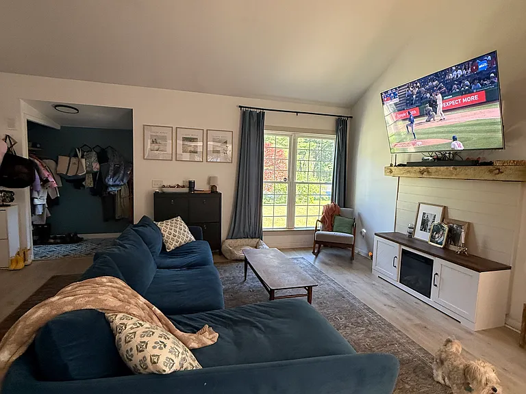 64 Thimbleberry Rd — Photo 1