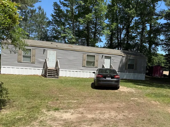 1648 Folly Rd, Plymouth, NC