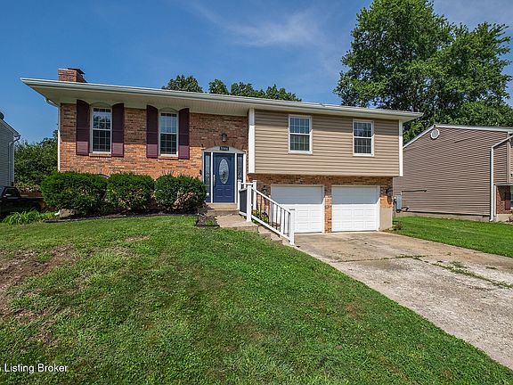 3rd image of 5504 Sprigwood Ln