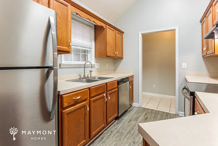 6409 Deerwood Pl — Photo 8