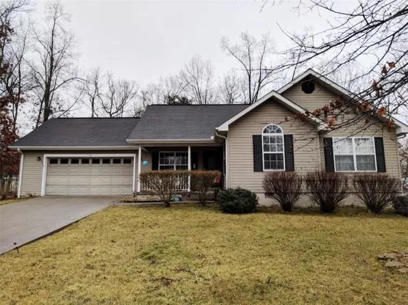 105 Brighton Ln, Fairfield Glade, TN 38558