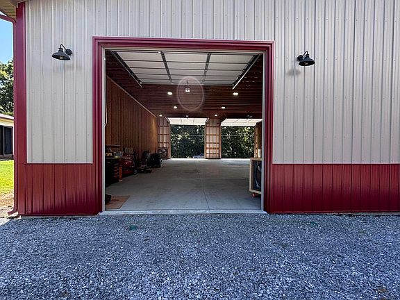 4th image of 108 Gullview Dr