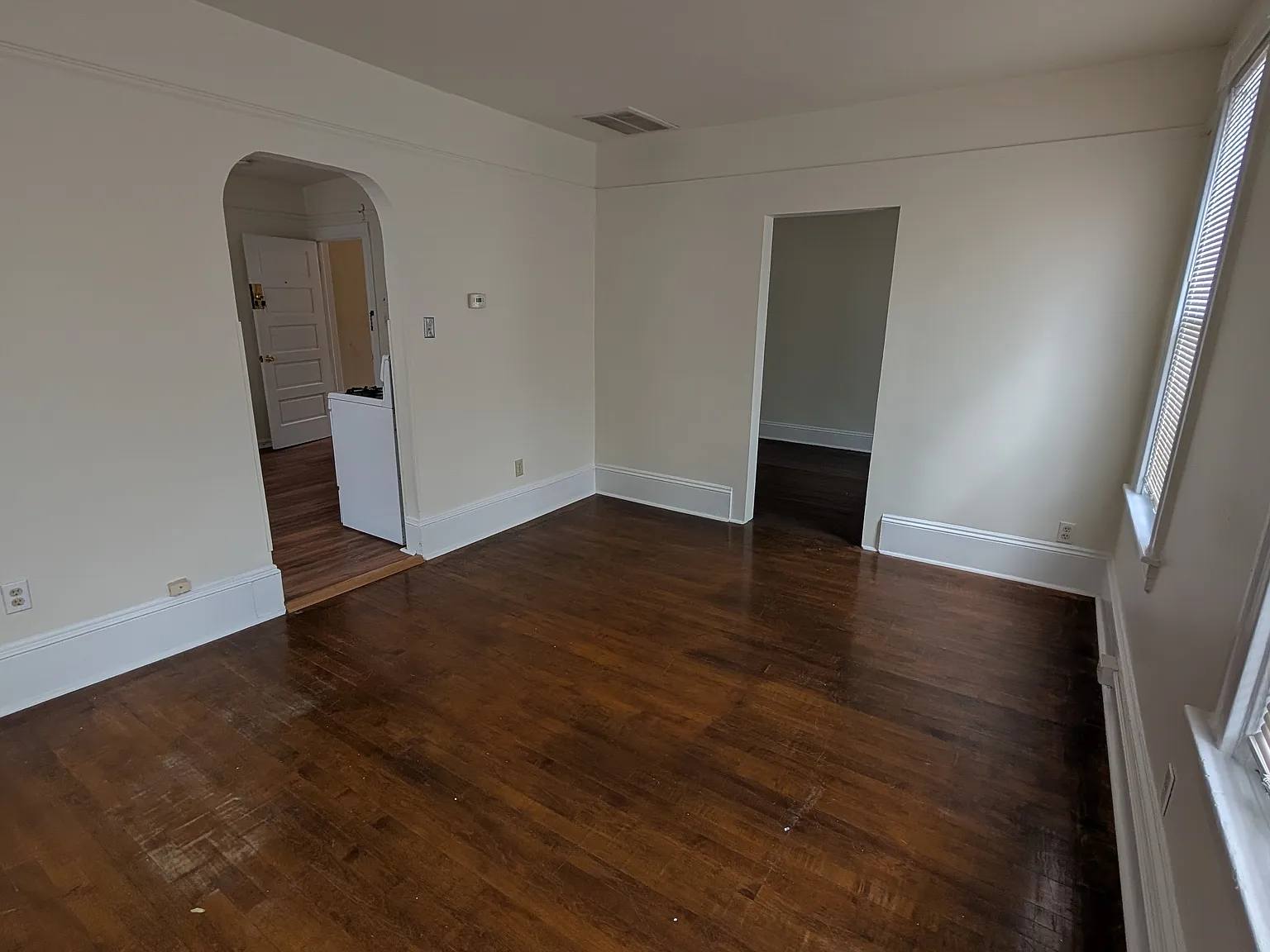 Studio, 500 sqft, $875 — Photo 4
