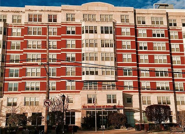 1st image of 300 Mamaroneck Ave APT 515