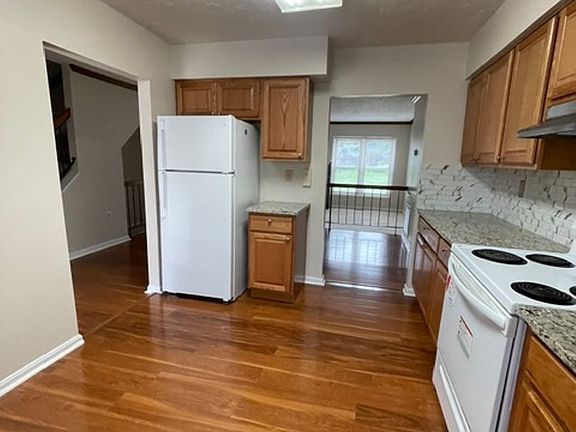 4th image of 806 Flagler Dr
