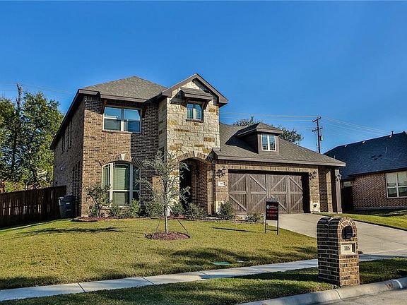 2nd image of 116 Lyndhurst Dr