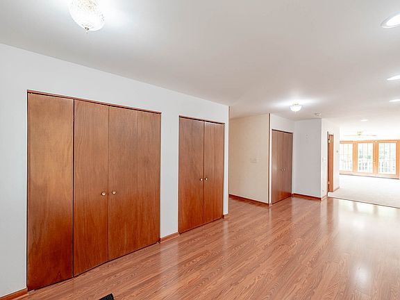 4th image of 40657 N Cornell St