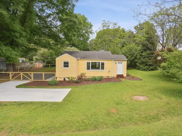 3282 Stratton Ln, Scottdale, GA 30079