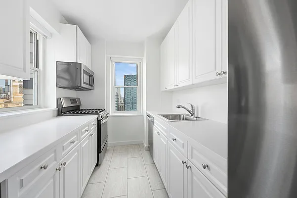 Kitchen, photo 1