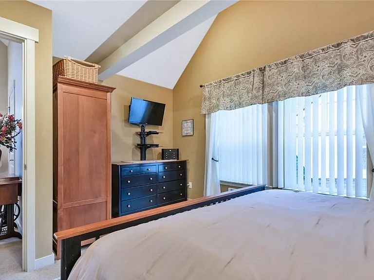 Master Bed