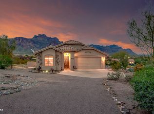 51 N Rolland Ridge Rd, Apache Junction, AZ 85119
