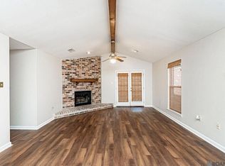 1026 W Tom Stokes Ct, Baton Rouge, LA 70810
