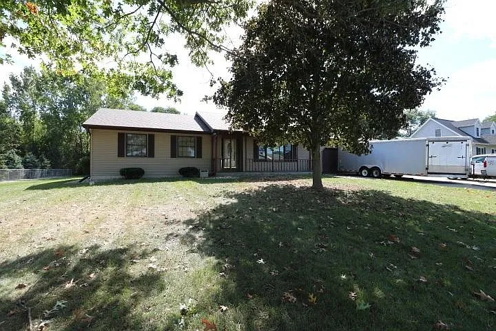 10540 Dunn Rd photo 1