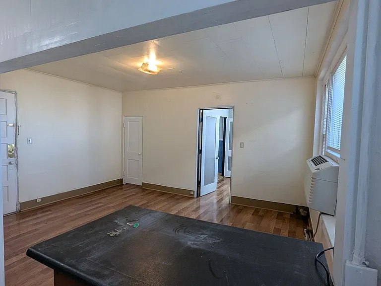 415 S Broadway St #5 — Photo 6