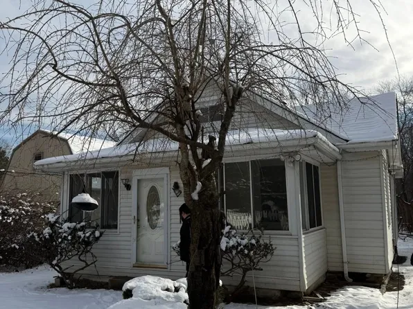 129 Old Nyack Tpke, Chestnut Ridge, NY 10977