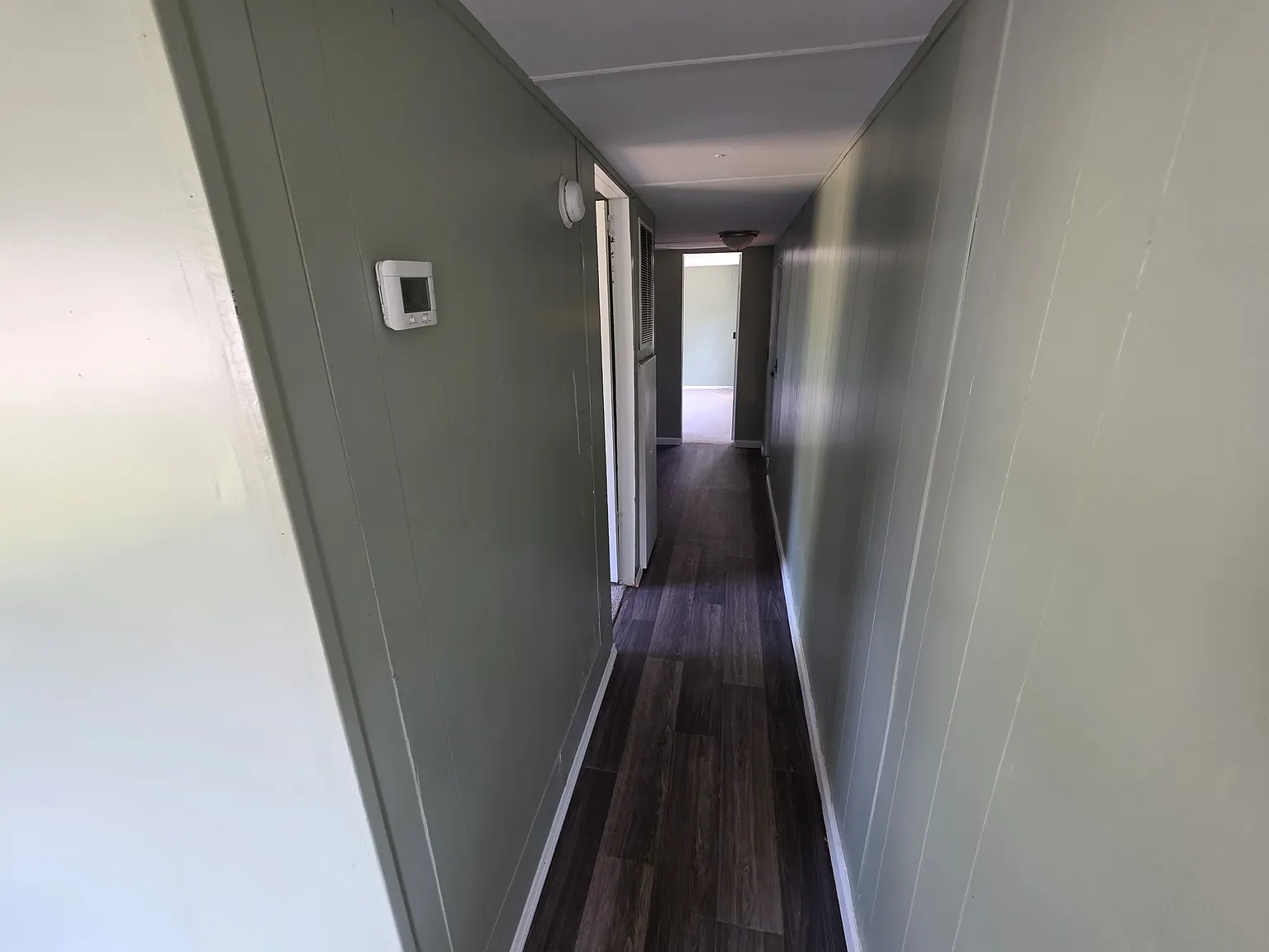 2 bed, $1,000 — Photo 1
