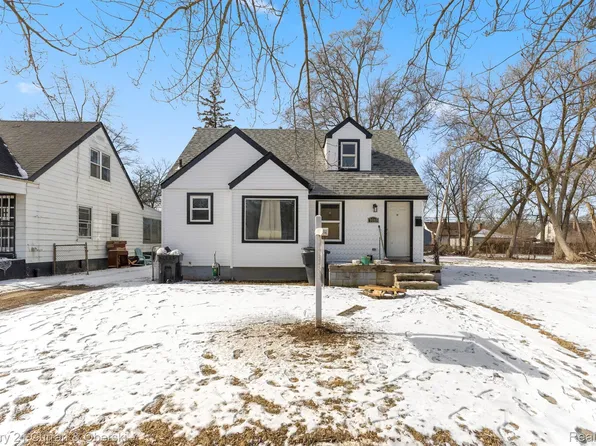 9069 Pierson St, Detroit, MI 48228