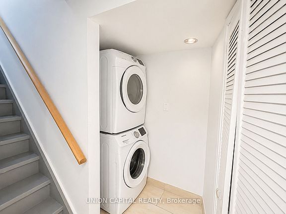 3rd image of 9 Sunbird Cres #Basement