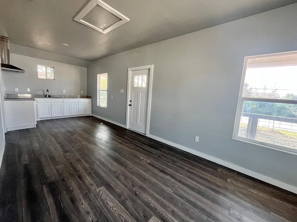 Unit Photo - 2706 Observation Dr #2
