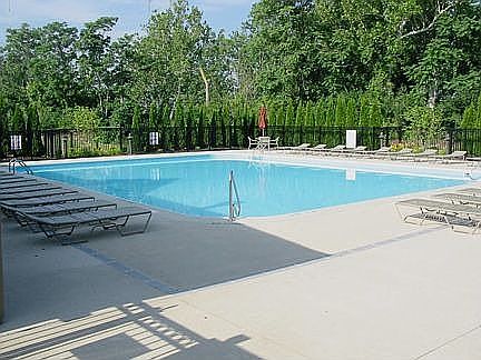 5th image of 511 W 1st Ave APT 211