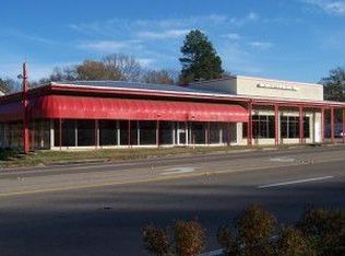 716 N Gloster St, Tupelo, MS 38804