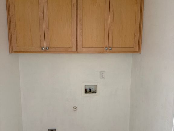 5th image of 1215 Rupp St