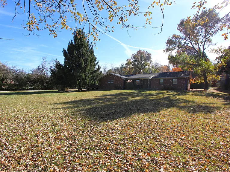 7485 E County Road 400 N — Photo 4
