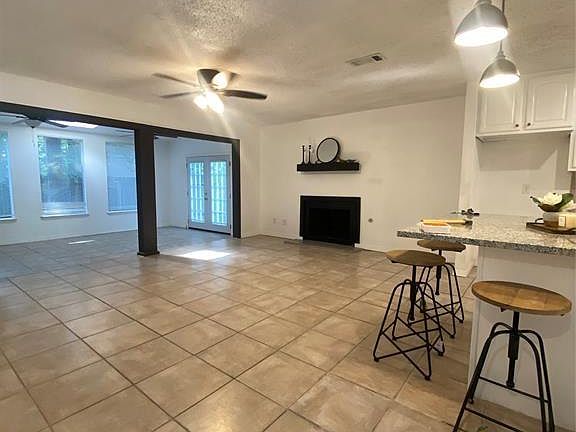 3rd image of 13 Canyon Oak Pl