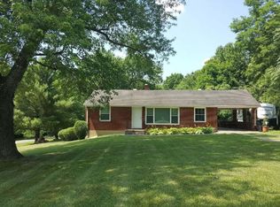 8514 Belle Haven Rd, Roanoke, VA 24019