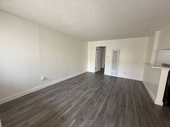 5th image of 14019 Cerise Ave APT 116