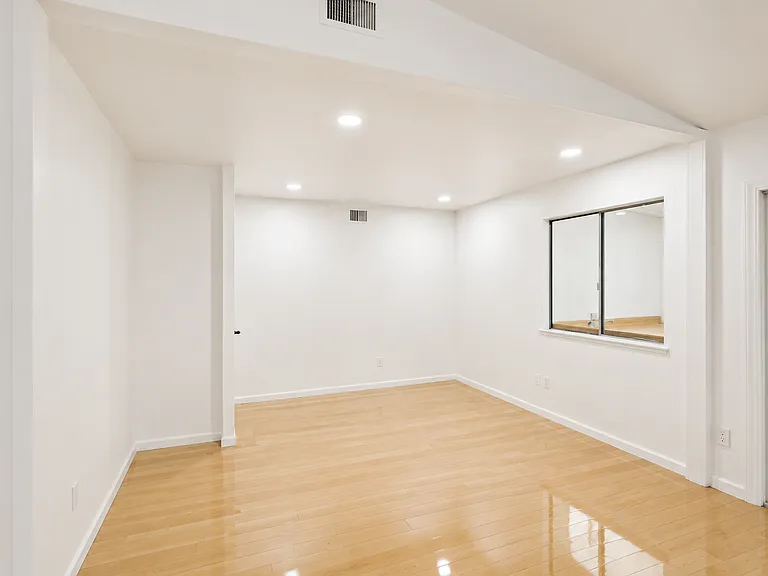 9699 Rudway Ct — Photo 18
