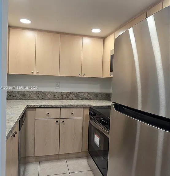 9688 Fontainebleau Blvd #404 — Photo 6