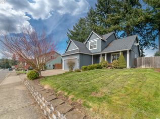 836 Wilson Ave, Cottage Grove, OR 97424