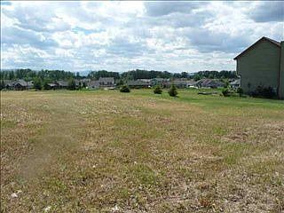 4th image of 556 St Andrews Dr