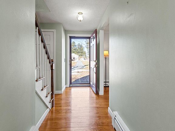 4th image of 93 Caron Street