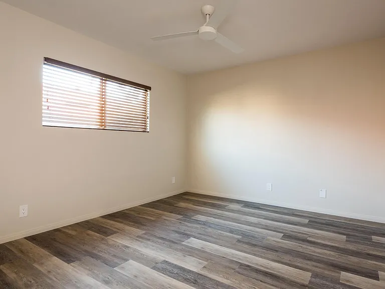 1044 Sapphire St #6 — Photo 13
