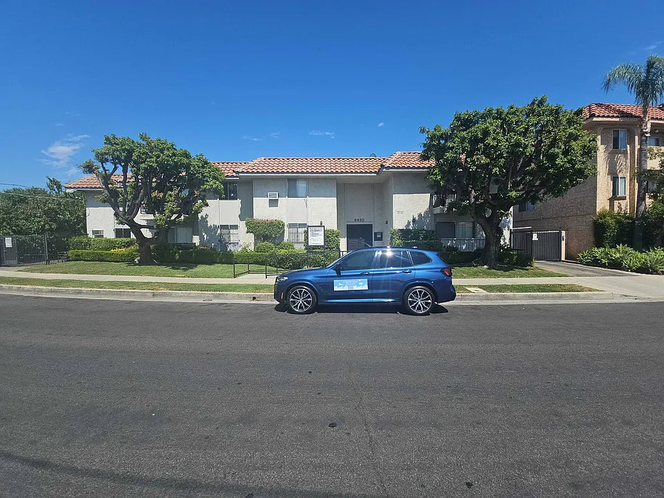 Mammoth Ave