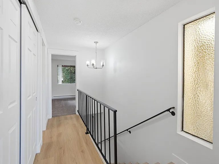 Rolling Hills Townhouses — Photo 51